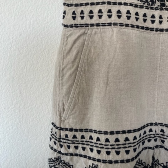 Ann Taylor LOFT | 100% Linen Embroidered Sleeveless Beige Romper | Size 00 XXS - Picture 8 of 15